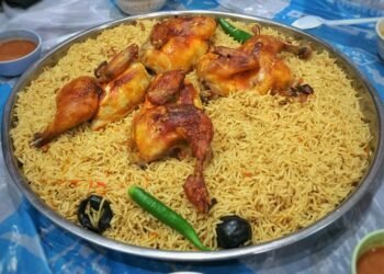 Indulge in a rich tapestry of flavors with the bold and aromatic cuisine of Saudi Arabia!