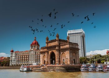 A Guide to Exploring Mumbai in One Day – Top Things to Do in India’s Bustling Metropolis