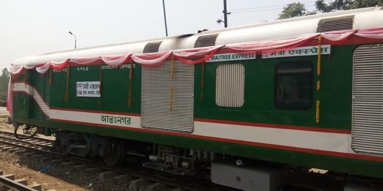 Kolkata to Dhaka Train Journey in Maitree Express 14 Kolkata to Dhaka Train Journey in Maitree Express