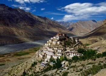 INDIAN VILLAGE at 15000 ft | World’s highest Village | Komic | Spiti Valley