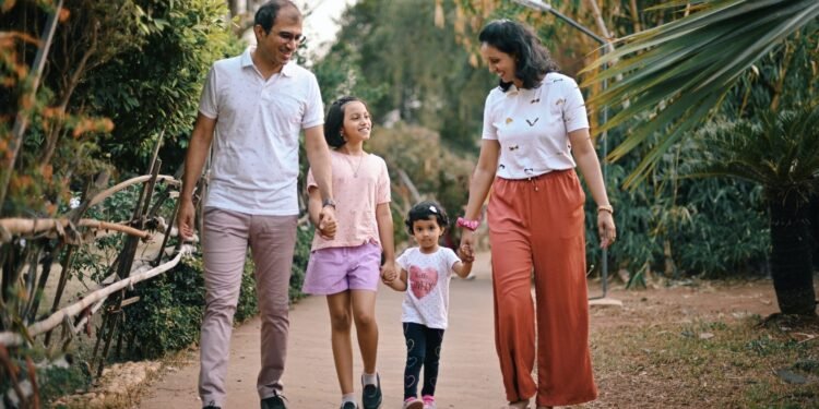 Tips For Travelling With Kids |Toddler & Infant | List of Dress and Medicine