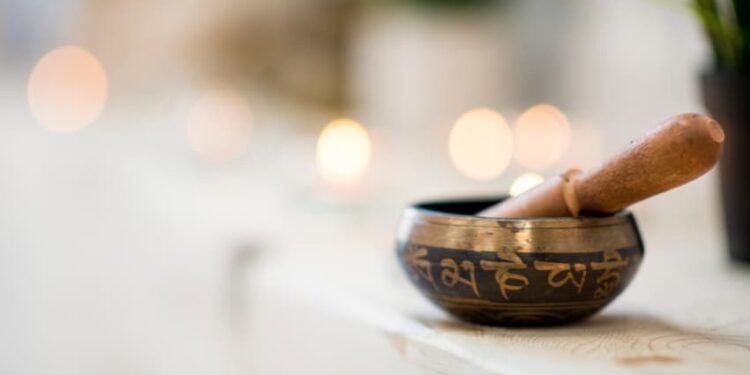 Tibetan Singing Bowl: Feel the Mountain Calmness at Home