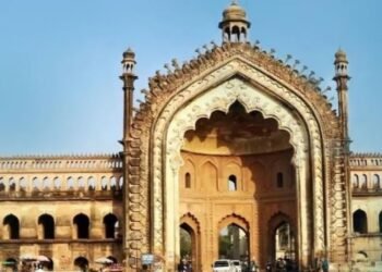 Lucknow's Nawabi Culture: An Exquisite Symphony of Elegance."