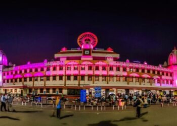 Kashi Vishwanath Express train journey