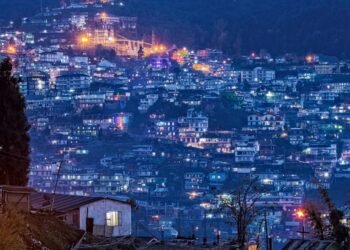 Places to visit in Kohima, Nagaland | War Cemetery | Veg food | Nagaland Tourism